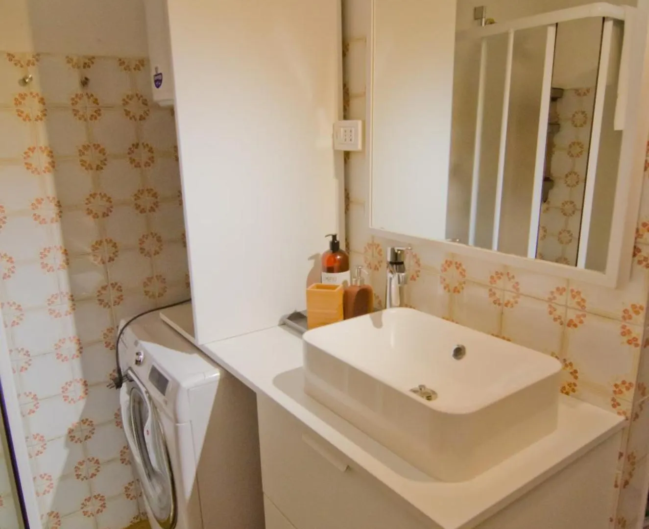 Bixio 81 Apartment Parma Italy
